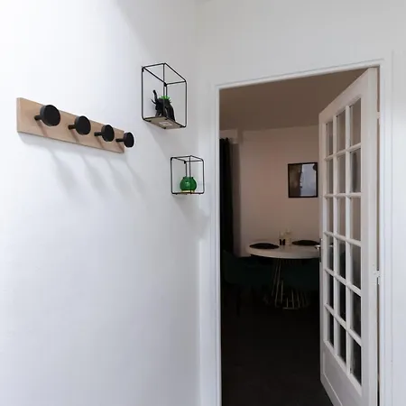 Appartement Paisible Proche Paris - Metro 11 Romainville Exterior photo