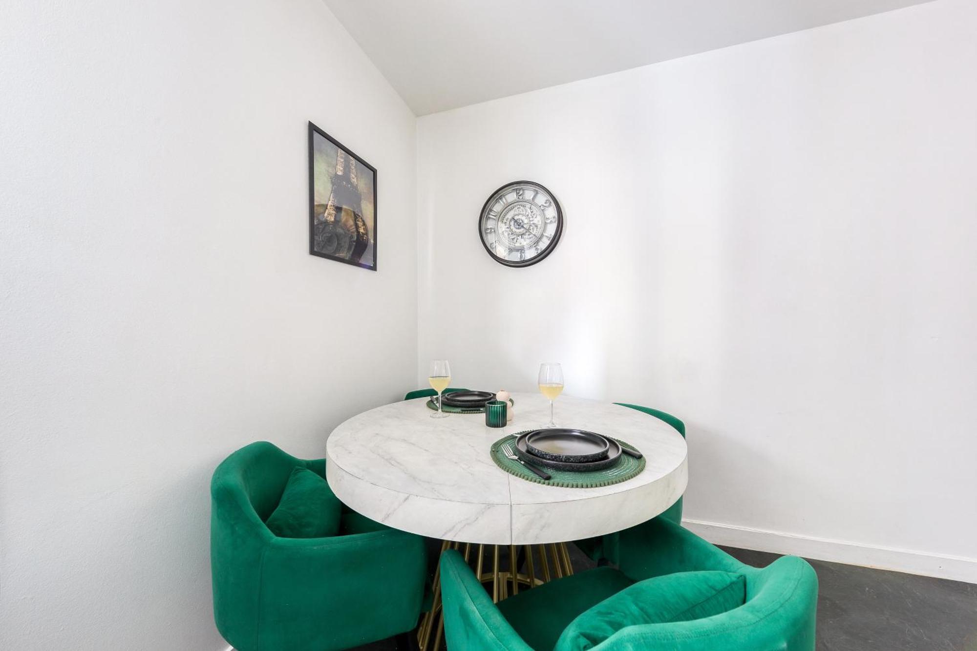 Paisible Proche Paris - Metro 11 Appartement Romainville